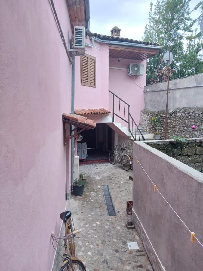 Rooms For Rent Shkodër Екстериор снимка