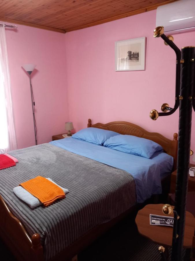 Rooms For Rent Shkodër Екстериор снимка